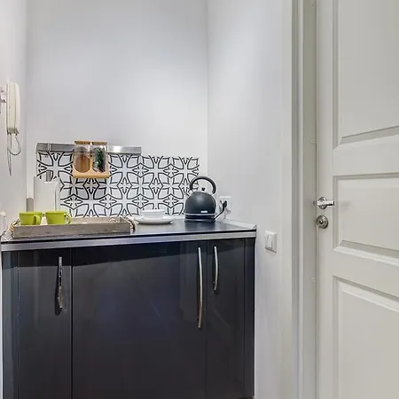 June Street Apartament